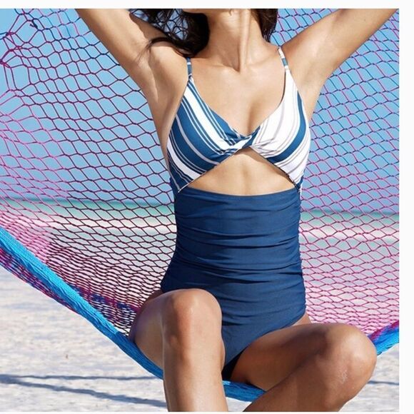 Cupshe Sparkle In The Sun Cut Out High WaistOne Piece Bathing Suit Large - Picture 1 of 10